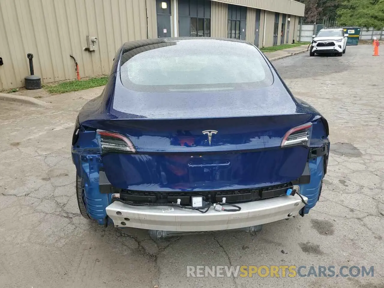6 Photograph of a damaged car 5YJ3E1EA2NF192097 TESLA MODEL 3 2022