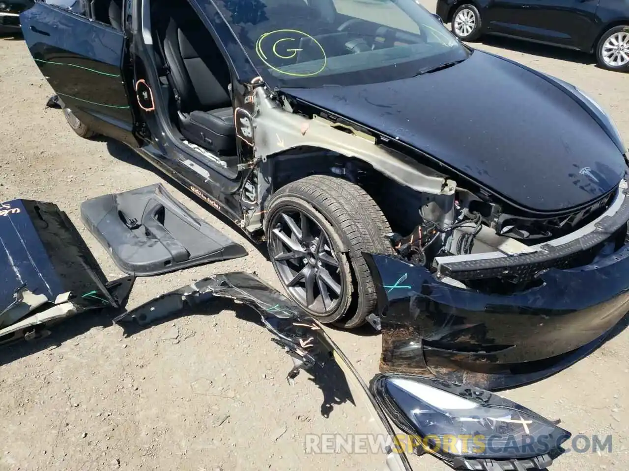 9 Photograph of a damaged car 5YJ3E1EA2NF193069 TESLA MODEL 3 2022