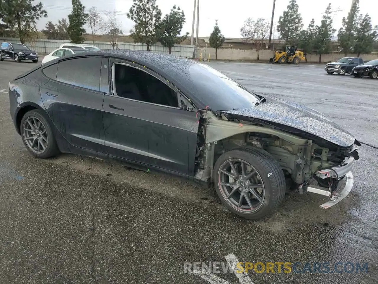 4 Photograph of a damaged car 5YJ3E1EA2NF234039 TESLA MODEL 3 2022