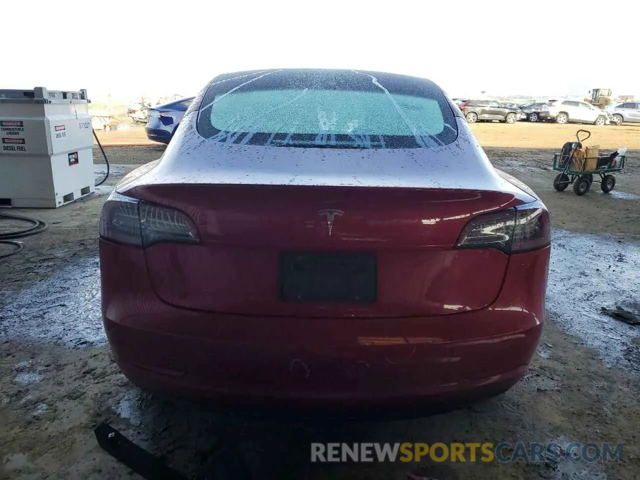 6 Photograph of a damaged car 5YJ3E1EA2NF286657 TESLA MODEL 3 2022