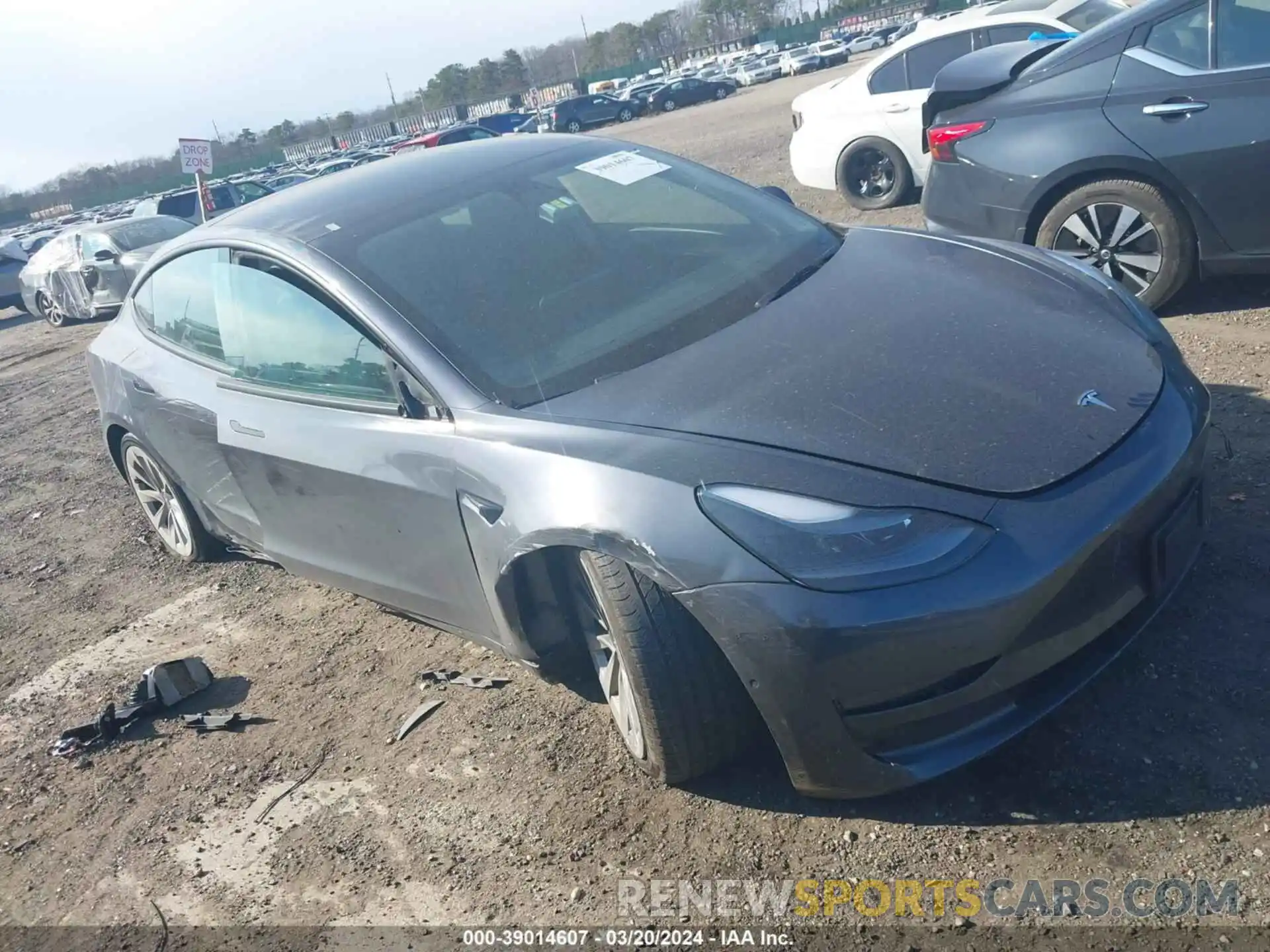 1 Photograph of a damaged car 5YJ3E1EA2NF286920 TESLA MODEL 3 2022