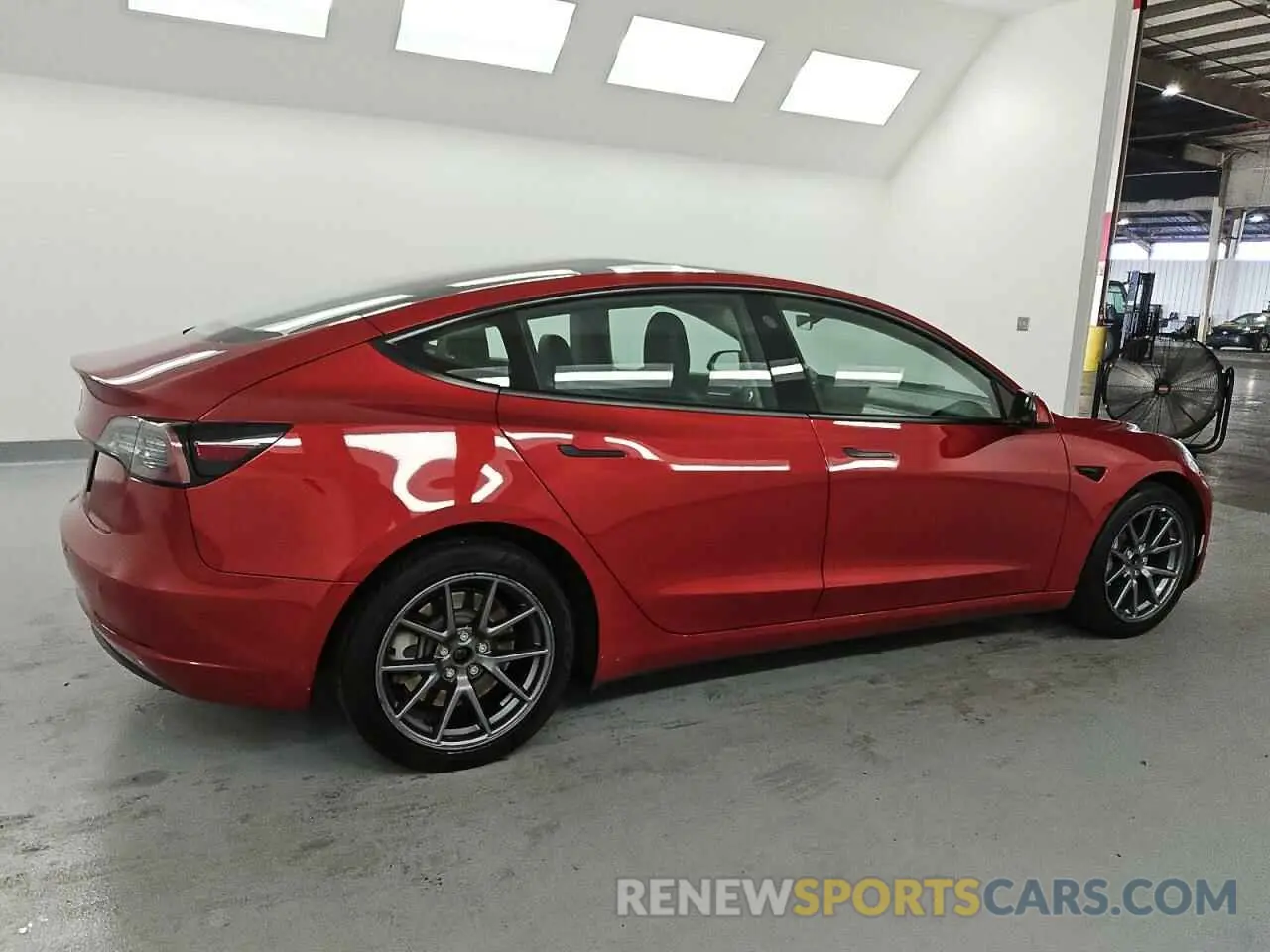 3 Photograph of a damaged car 5YJ3E1EA2NF291325 TESLA MODEL 3 2022