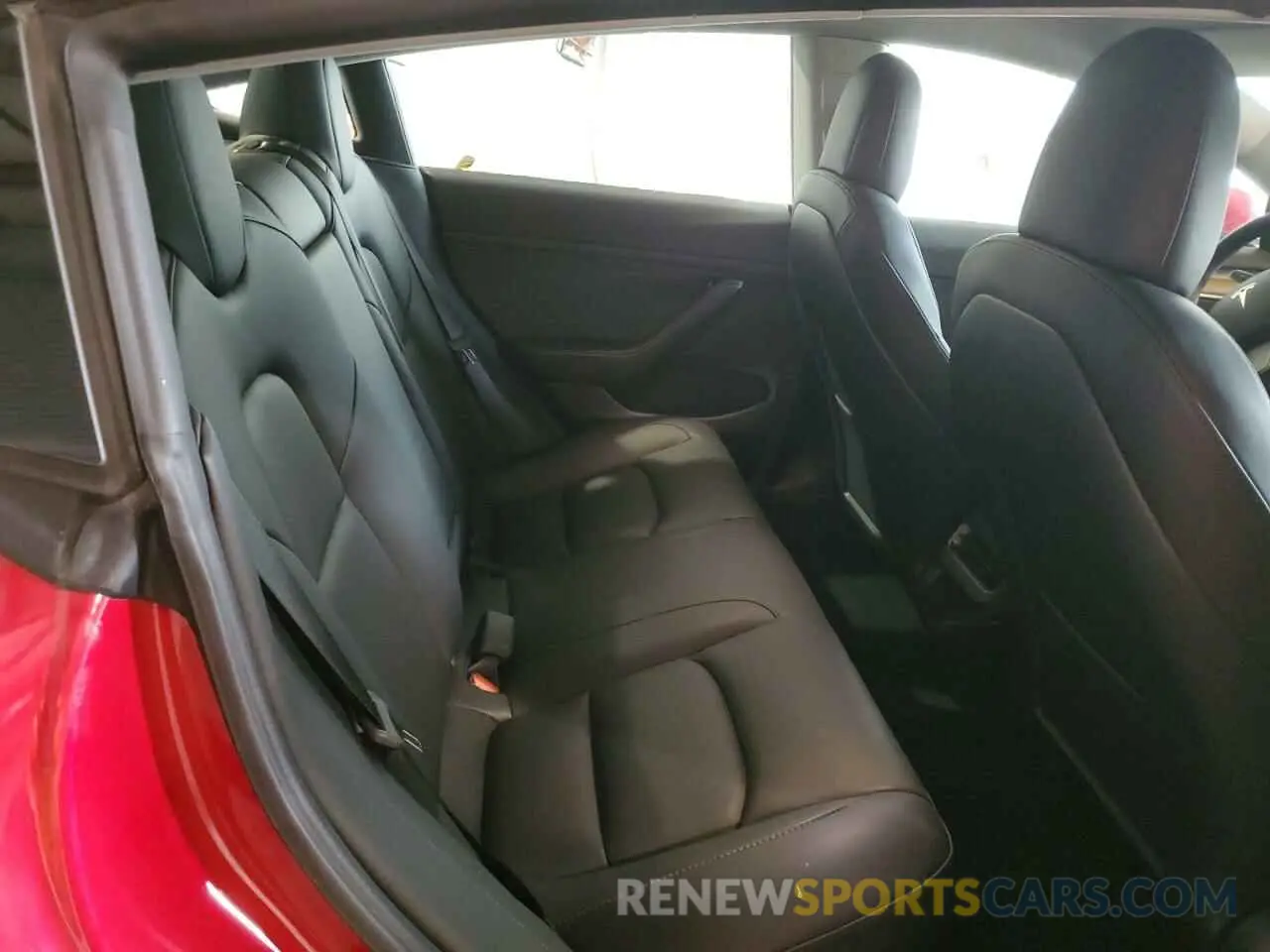 10 Photograph of a damaged car 5YJ3E1EA2NF303652 TESLA MODEL 3 2022