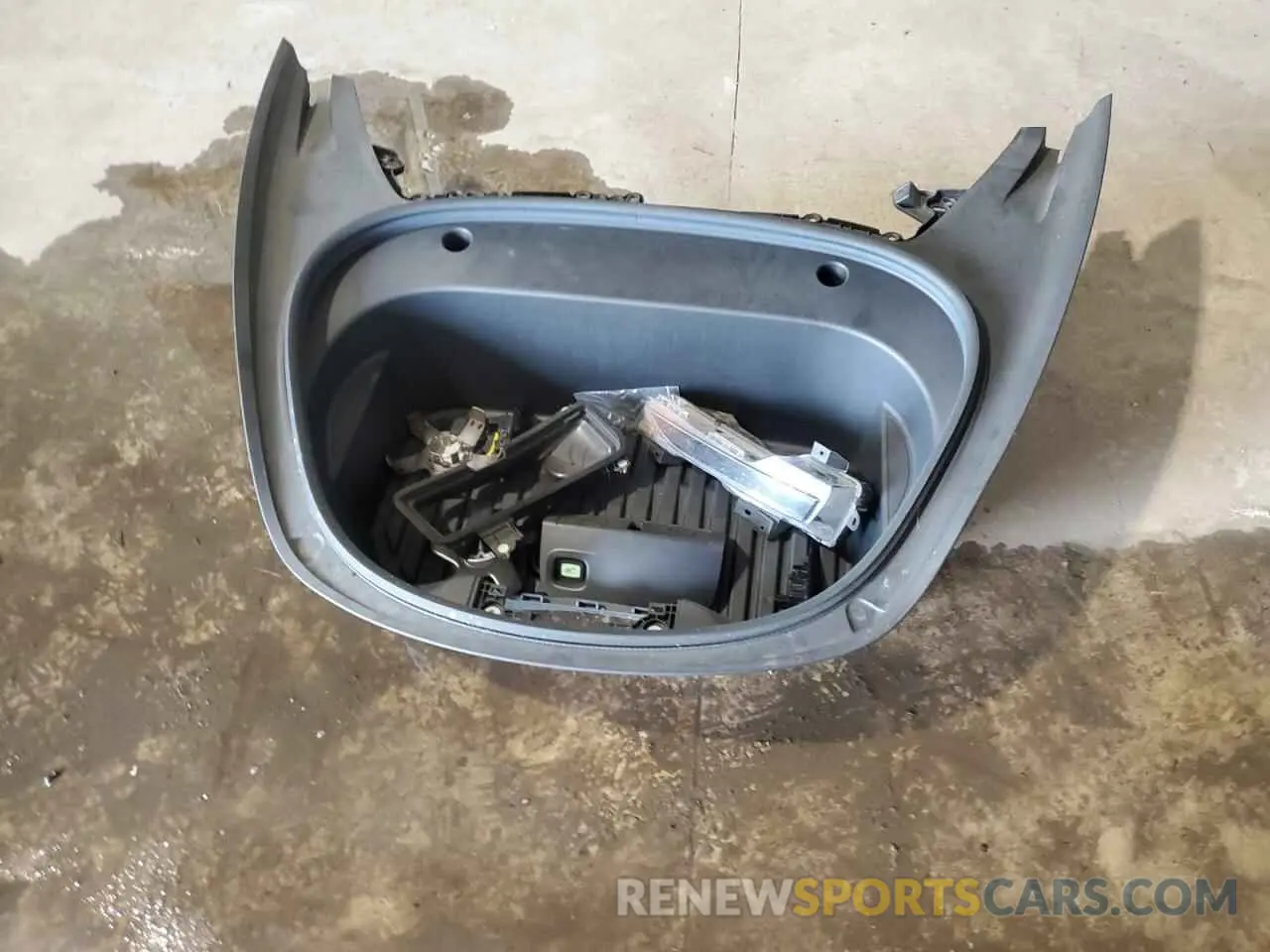 12 Photograph of a damaged car 5YJ3E1EA2NF303652 TESLA MODEL 3 2022