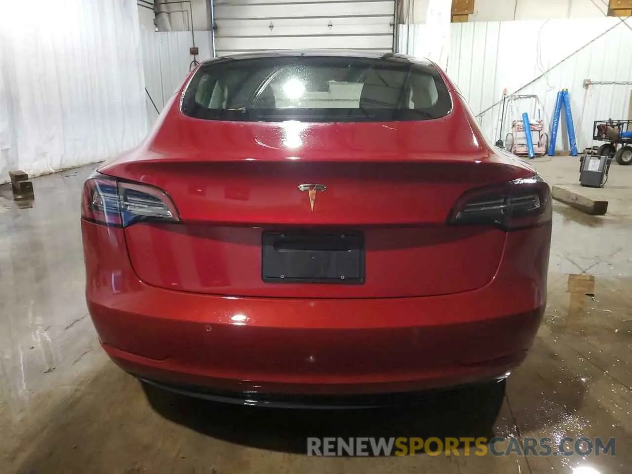 6 Photograph of a damaged car 5YJ3E1EA2NF303652 TESLA MODEL 3 2022