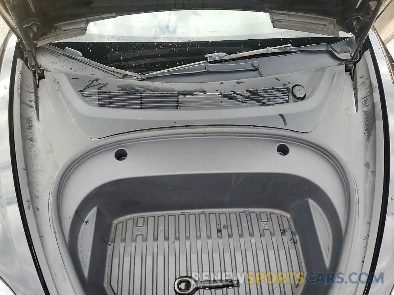 11 Photograph of a damaged car 5YJ3E1EA2NF304686 TESLA MODEL 3 2022