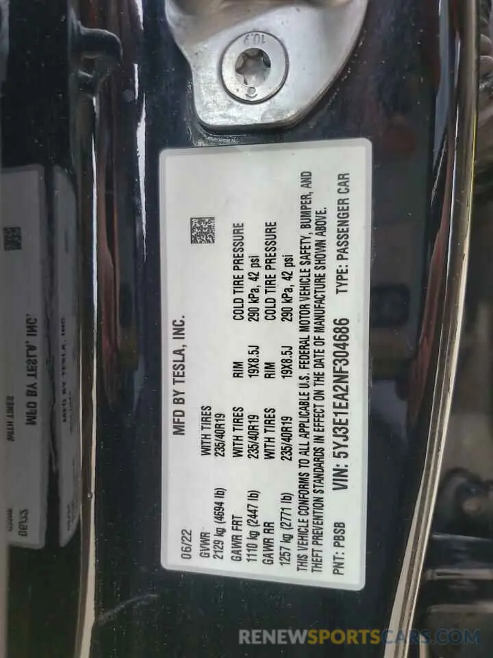 12 Photograph of a damaged car 5YJ3E1EA2NF304686 TESLA MODEL 3 2022