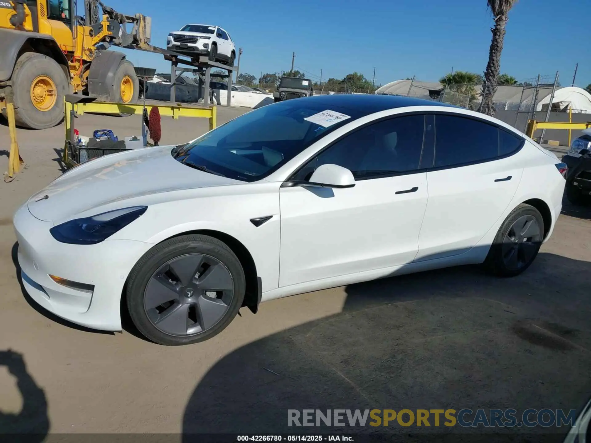 15 Photograph of a damaged car 5YJ3E1EA2NF315607 TESLA MODEL 3 2022