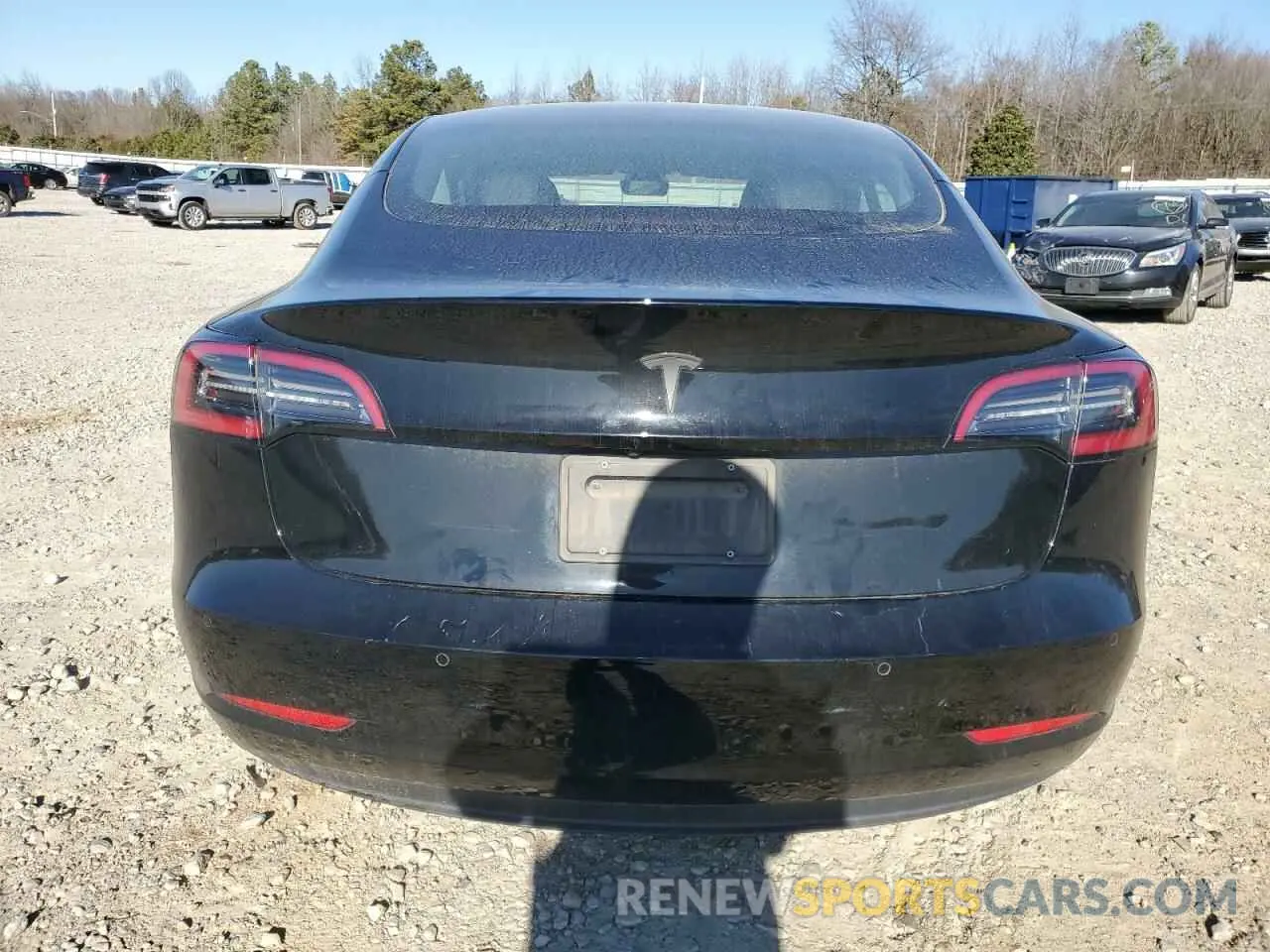 6 Photograph of a damaged car 5YJ3E1EA2NF317860 TESLA MODEL 3 2022