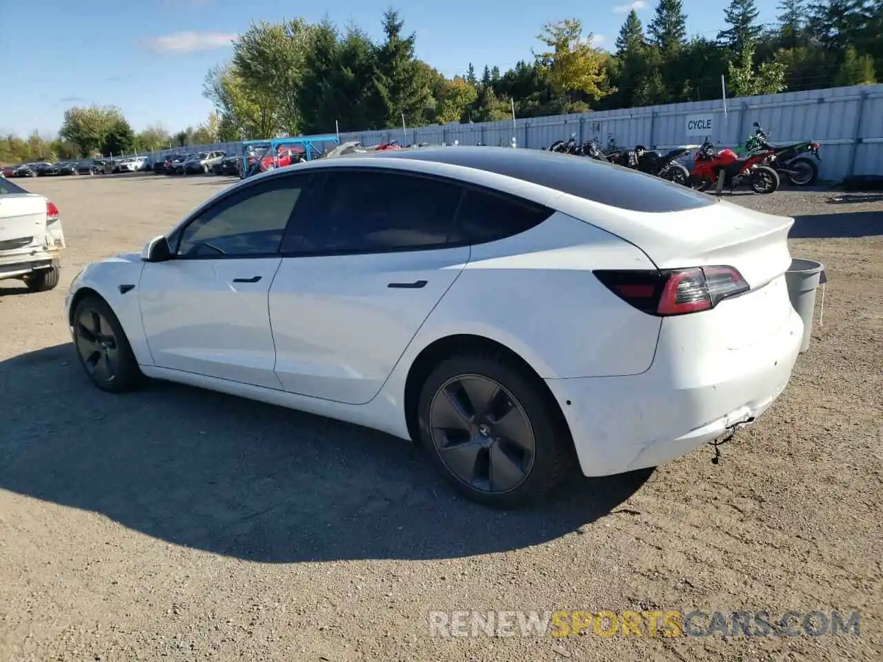 2 Photograph of a damaged car 5YJ3E1EA2NF327692 TESLA MODEL 3 2022