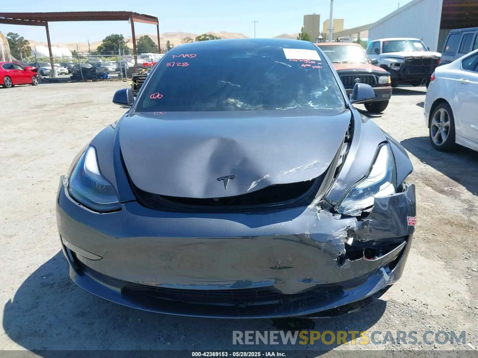 12 Photograph of a damaged car 5YJ3E1EA2NF331709 TESLA MODEL 3 2022