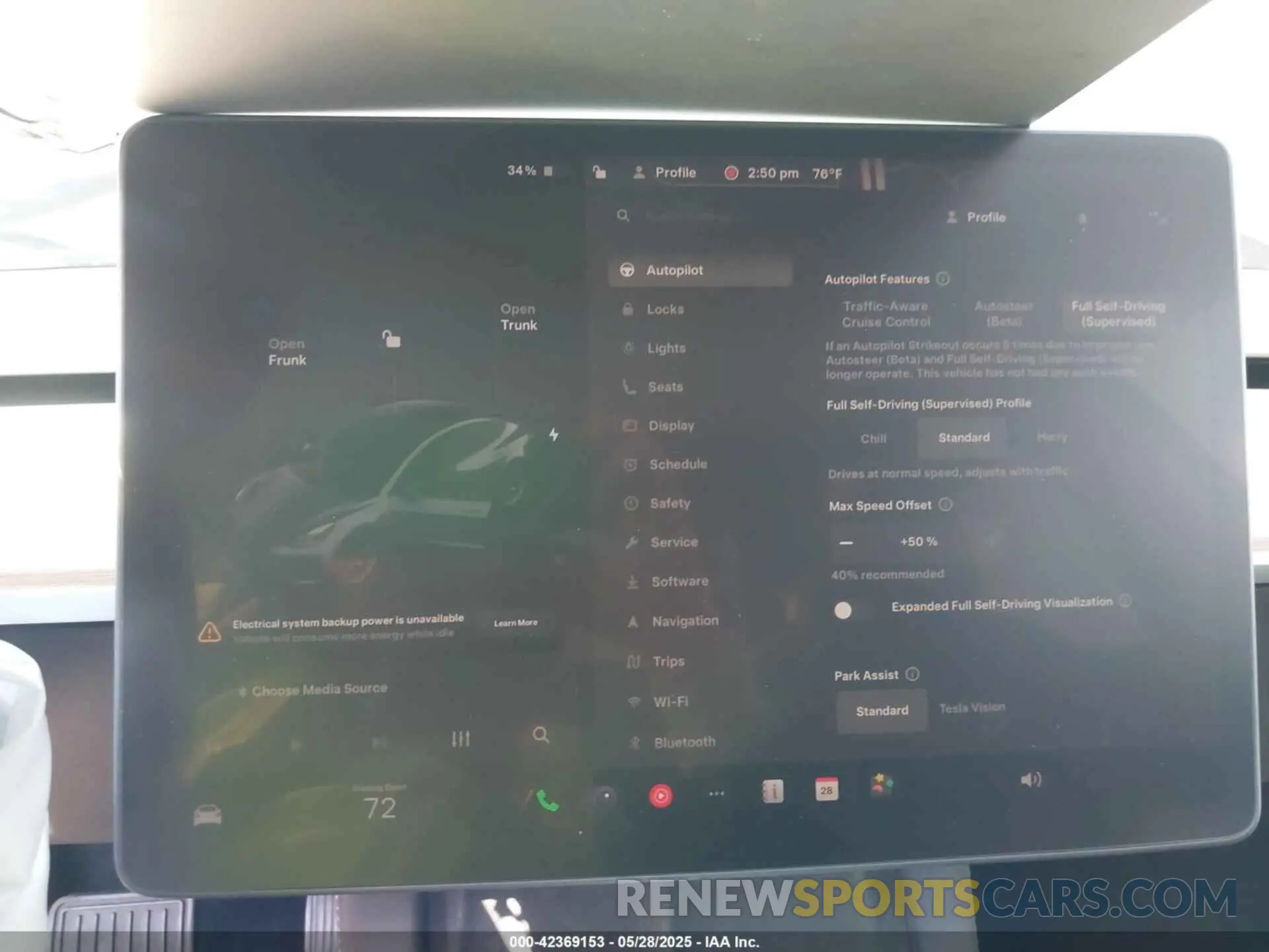 18 Photograph of a damaged car 5YJ3E1EA2NF331709 TESLA MODEL 3 2022