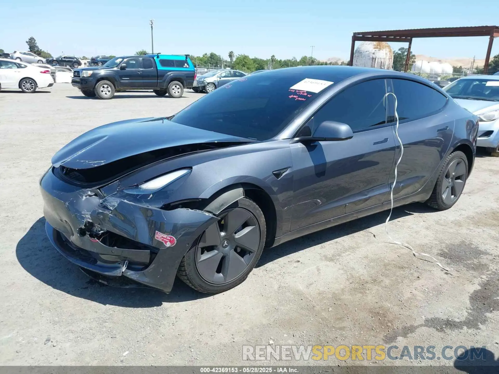 2 Photograph of a damaged car 5YJ3E1EA2NF331709 TESLA MODEL 3 2022