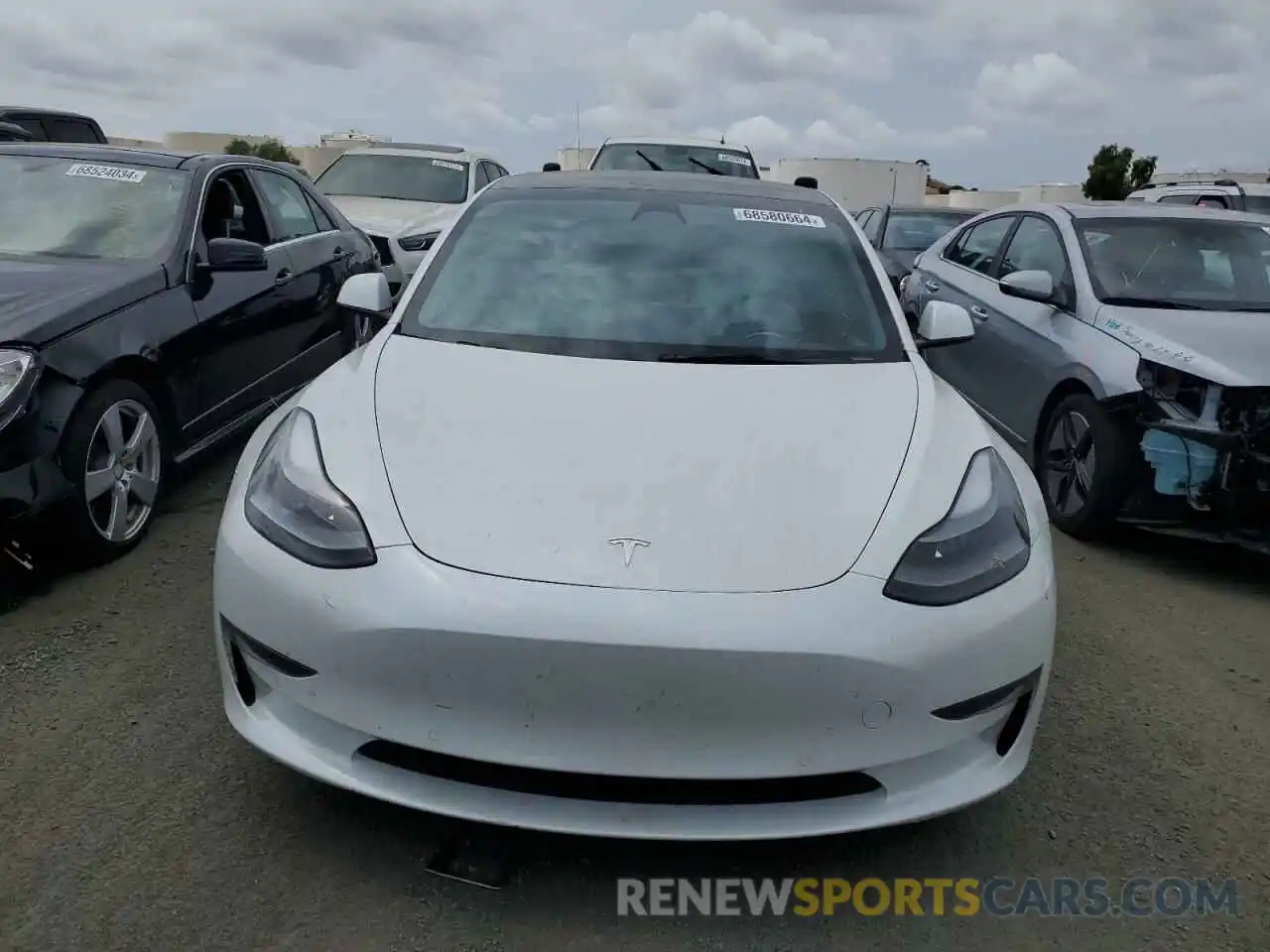 5 Photograph of a damaged car 5YJ3E1EA2NF340703 TESLA MODEL 3 2022