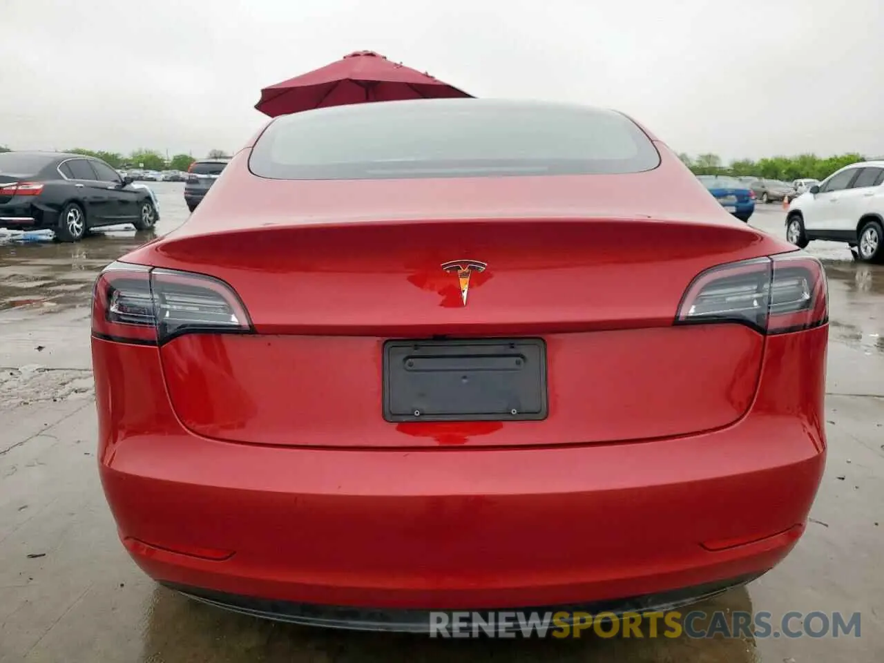6 Photograph of a damaged car 5YJ3E1EA2NF341561 TESLA MODEL 3 2022