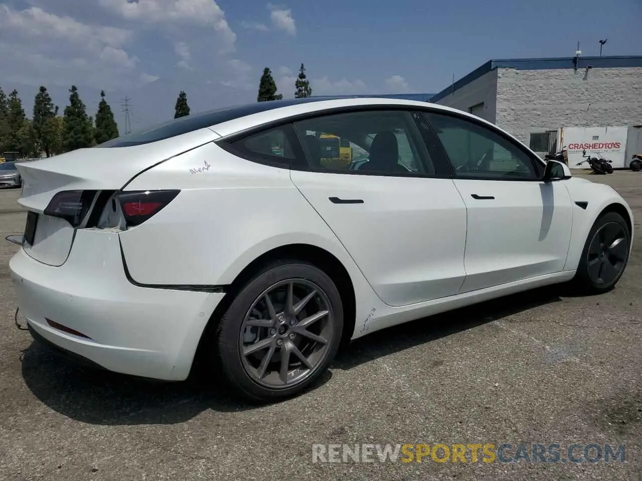 3 Photograph of a damaged car 5YJ3E1EA2NF345366 TESLA MODEL 3 2022
