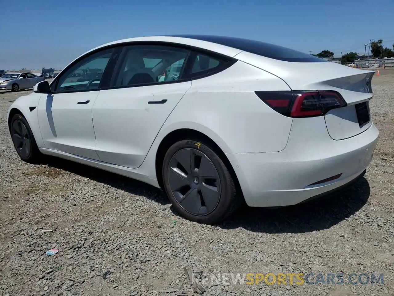 2 Photograph of a damaged car 5YJ3E1EA2NF346078 TESLA MODEL 3 2022