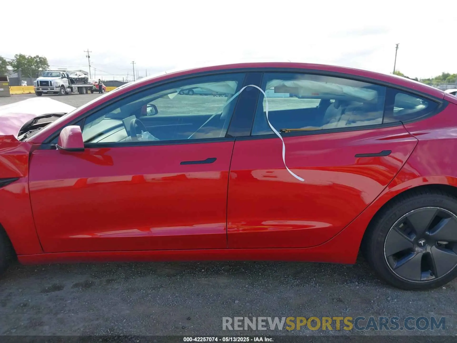15 Photograph of a damaged car 5YJ3E1EA2NF354326 TESLA MODEL 3 2022
