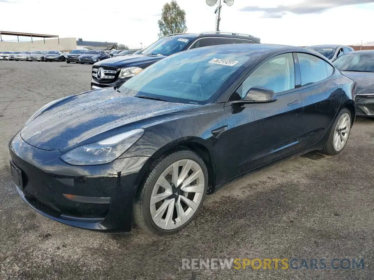 1 Photograph of a damaged car 5YJ3E1EA2NF368758 TESLA MODEL 3 2022