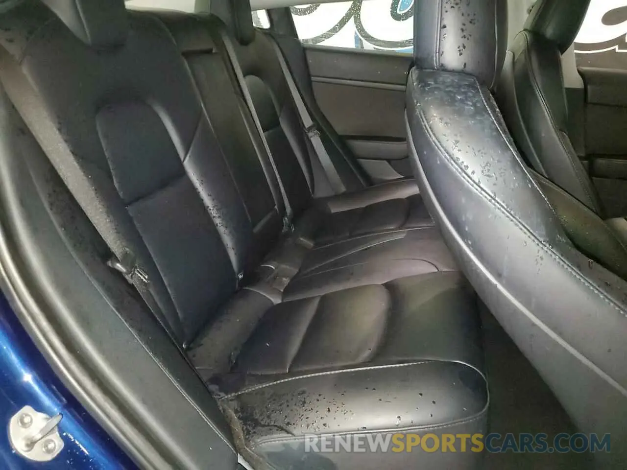 10 Photograph of a damaged car 5YJ3E1EA2NF369893 TESLA MODEL 3 2022