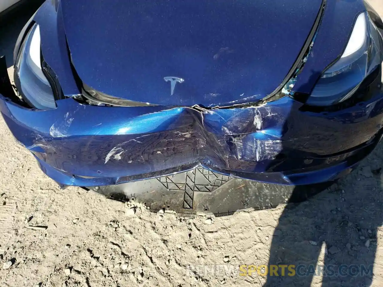 9 Photograph of a damaged car 5YJ3E1EA2NF370722 TESLA MODEL 3 2022