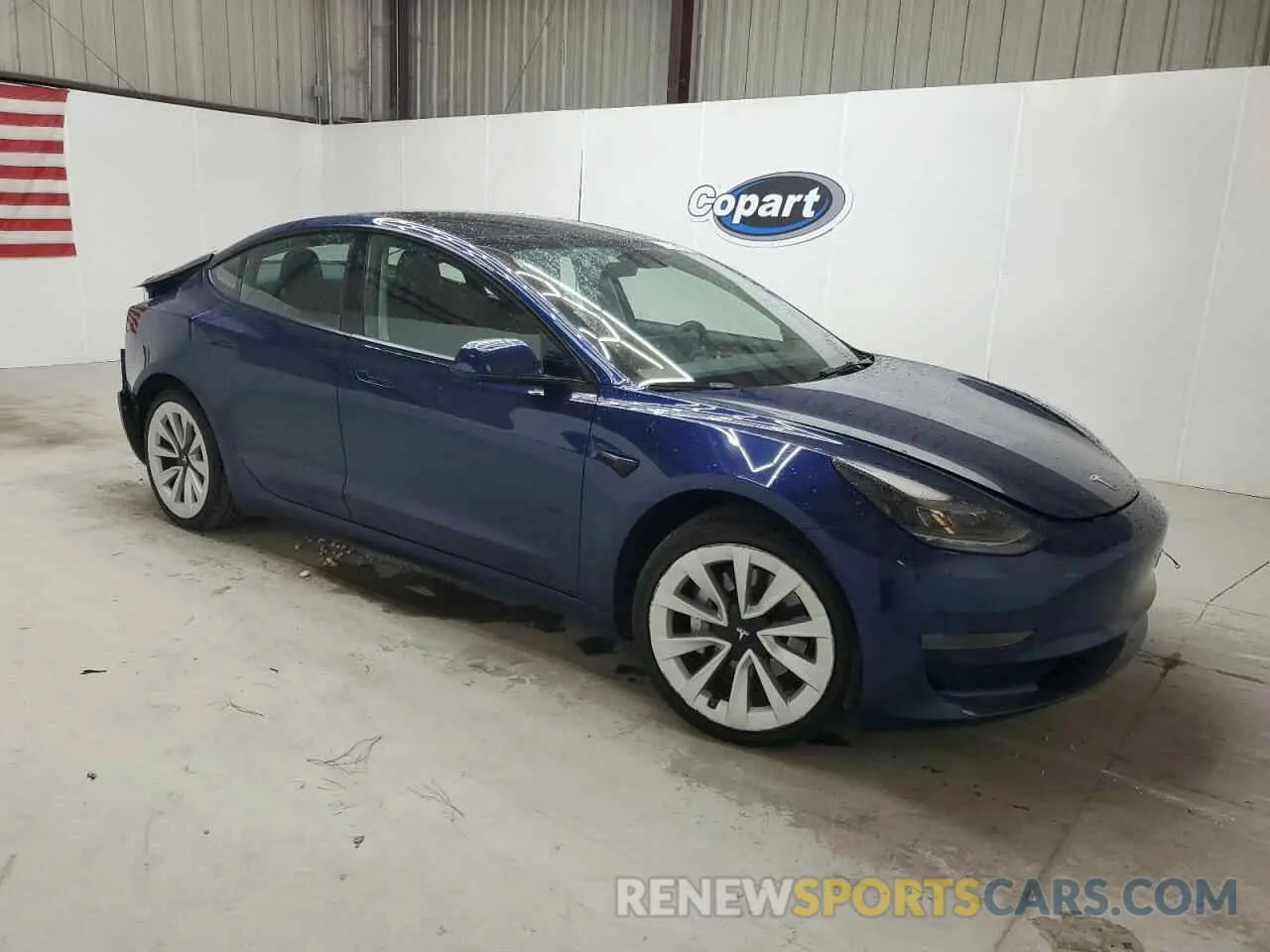 4 Photograph of a damaged car 5YJ3E1EA2NF371613 TESLA MODEL 3 2022