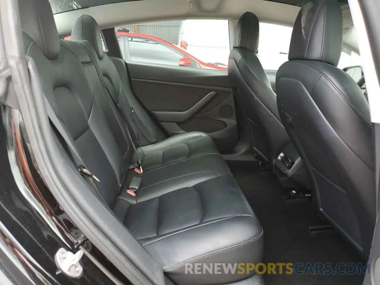 10 Photograph of a damaged car 5YJ3E1EA2NF371742 TESLA MODEL 3 2022