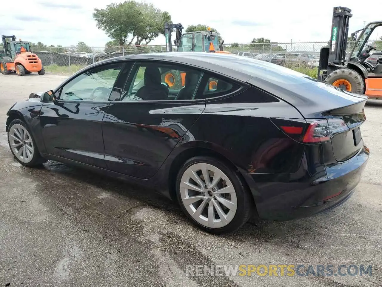 2 Photograph of a damaged car 5YJ3E1EA2NF371742 TESLA MODEL 3 2022