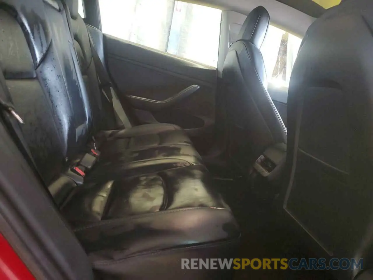 10 Photograph of a damaged car 5YJ3E1EA2NF372518 TESLA MODEL 3 2022