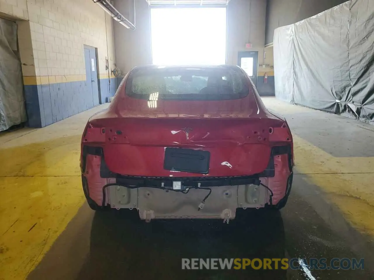 6 Photograph of a damaged car 5YJ3E1EA2NF372518 TESLA MODEL 3 2022