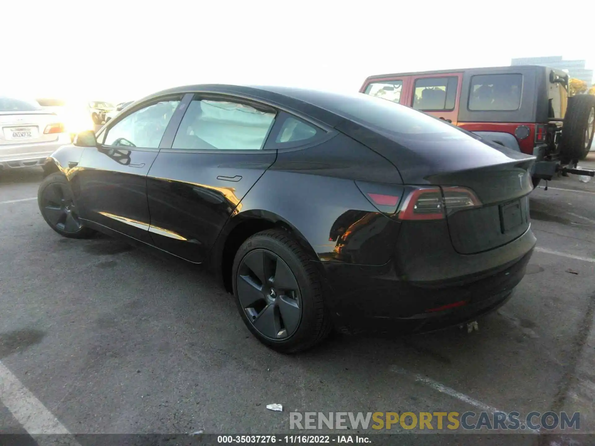 3 Photograph of a damaged car 5YJ3E1EA2NF374740 TESLA MODEL 3 2022