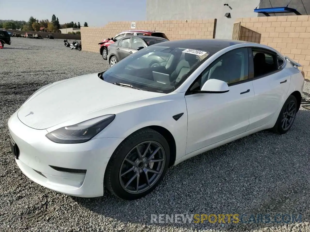 1 Photograph of a damaged car 5YJ3E1EA2NF375323 TESLA MODEL 3 2022