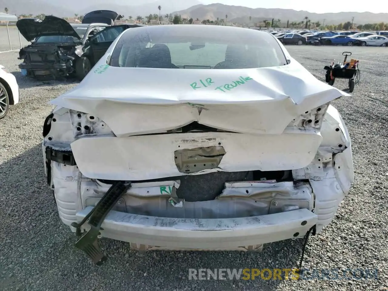 6 Photograph of a damaged car 5YJ3E1EA2NF375323 TESLA MODEL 3 2022