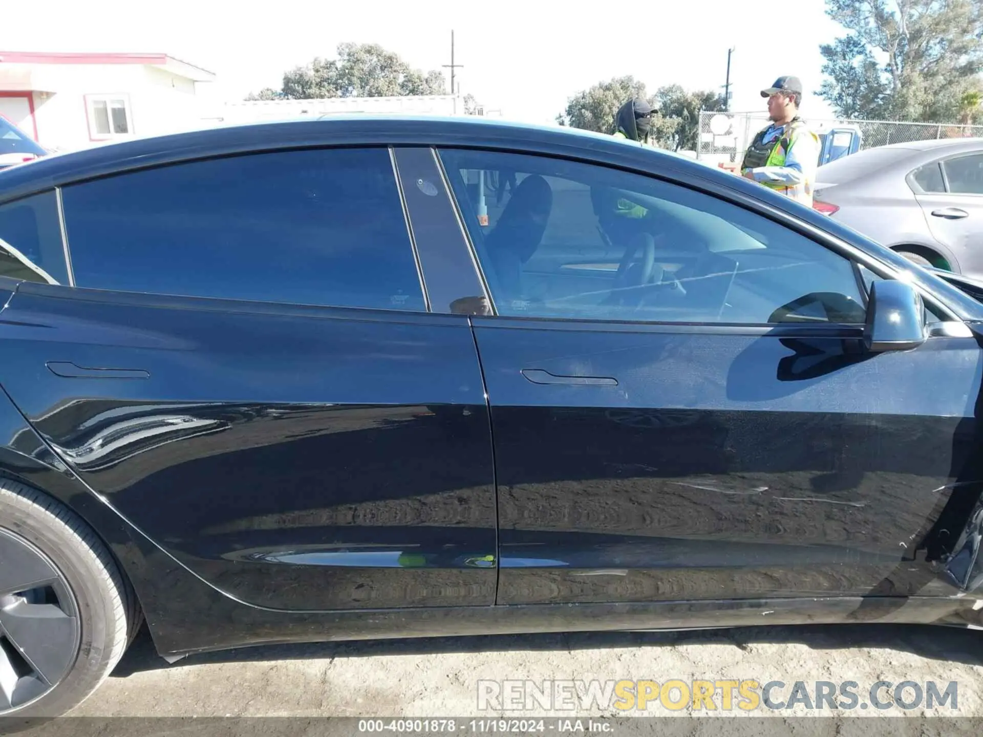 13 Photograph of a damaged car 5YJ3E1EA2NF376097 TESLA MODEL 3 2022
