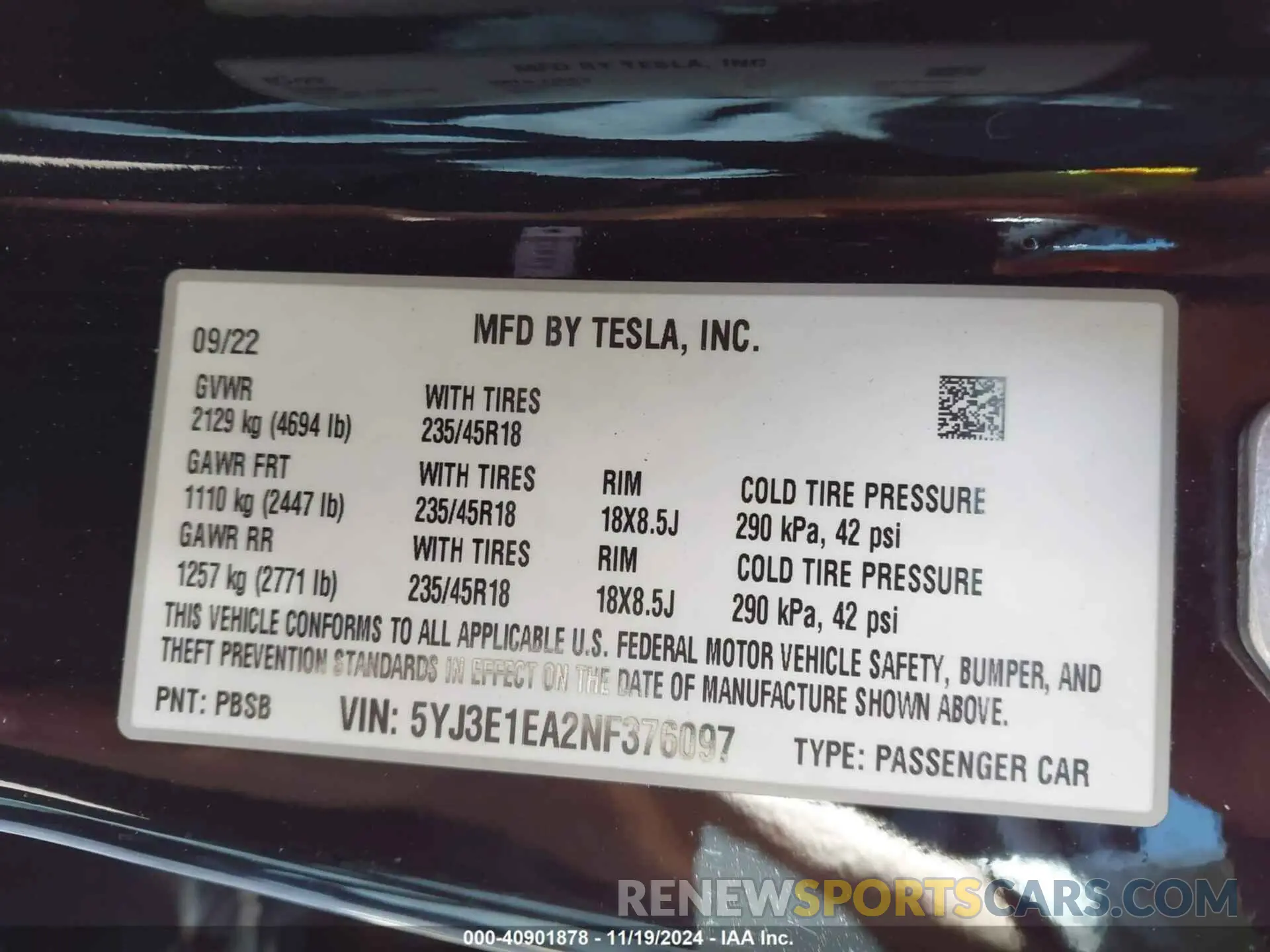 9 Photograph of a damaged car 5YJ3E1EA2NF376097 TESLA MODEL 3 2022