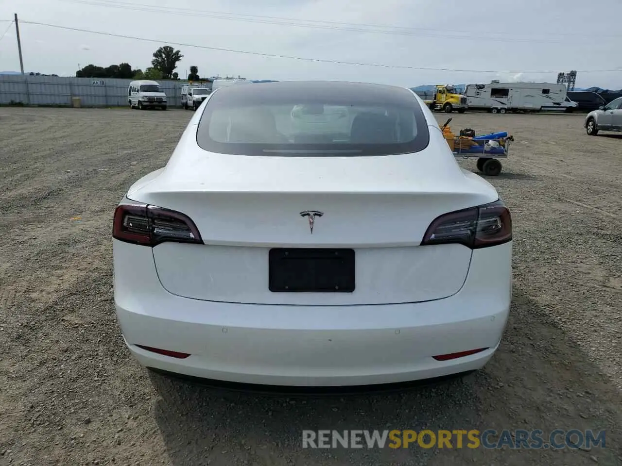 6 Photograph of a damaged car 5YJ3E1EA3NF102732 TESLA MODEL 3 2022