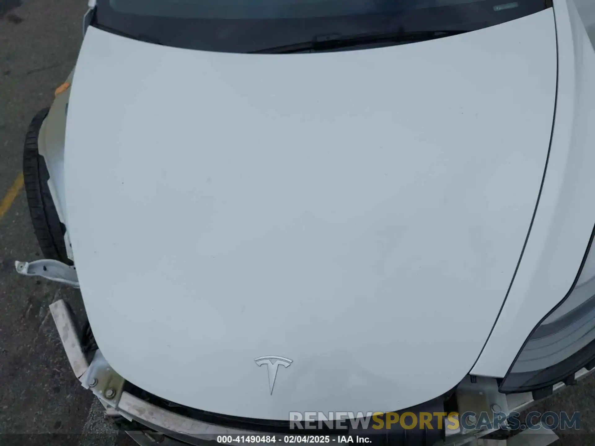 10 Photograph of a damaged car 5YJ3E1EA3NF124911 TESLA MODEL 3 2022