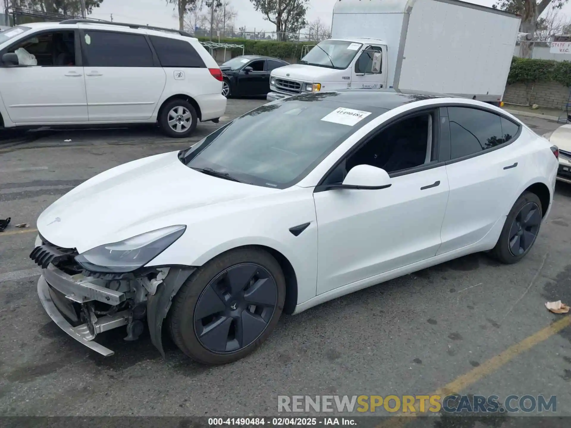 2 Photograph of a damaged car 5YJ3E1EA3NF124911 TESLA MODEL 3 2022