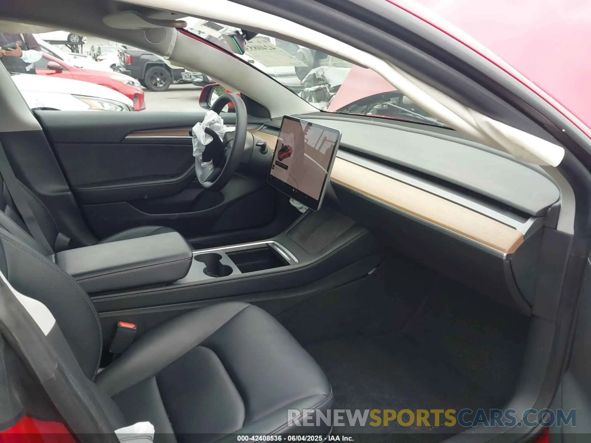 5 Photograph of a damaged car 5YJ3E1EA3NF131986 TESLA MODEL 3 2022