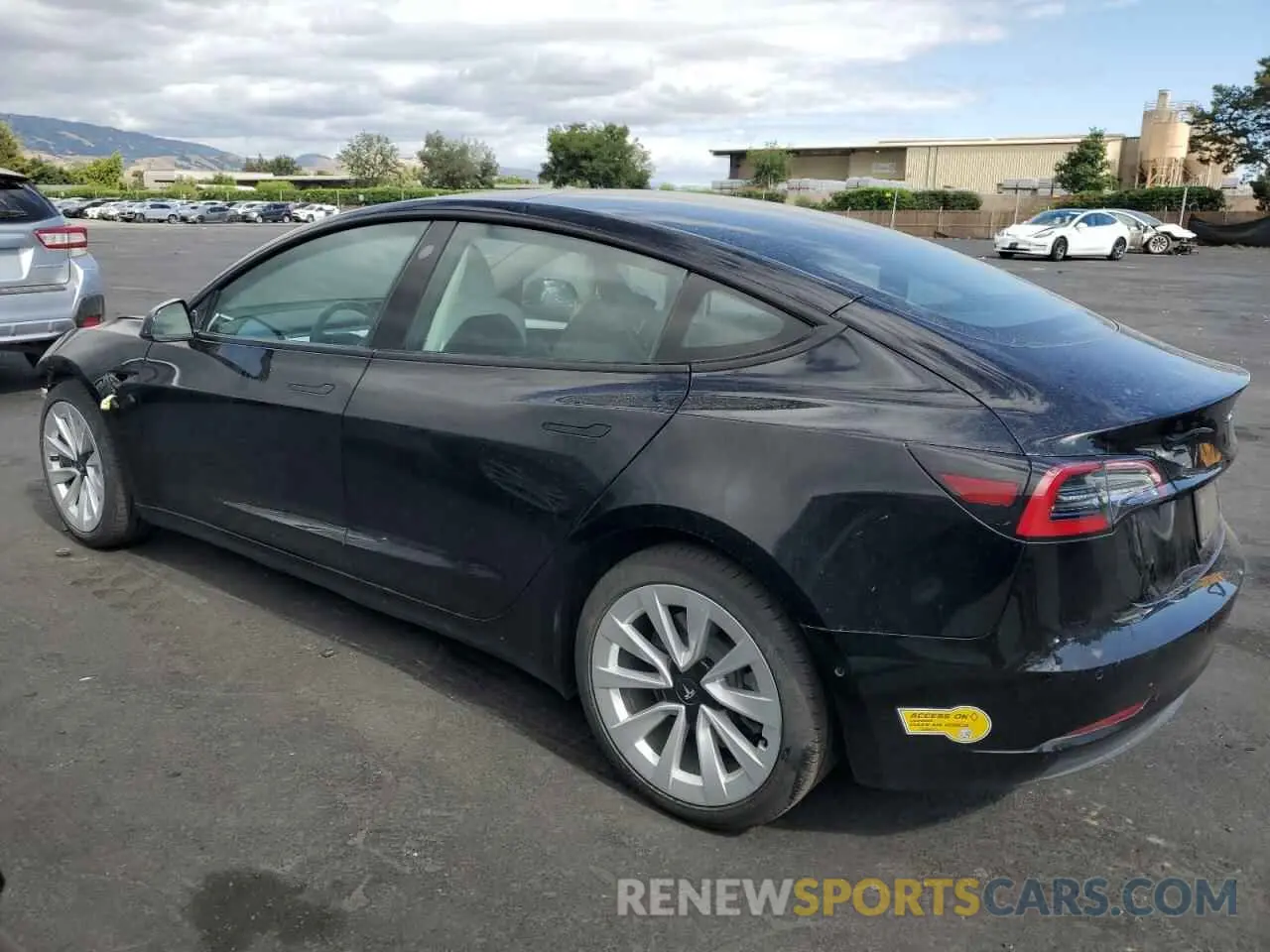 2 Photograph of a damaged car 5YJ3E1EA3NF138582 TESLA MODEL 3 2022