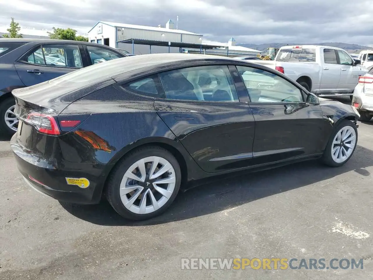 3 Photograph of a damaged car 5YJ3E1EA3NF138582 TESLA MODEL 3 2022