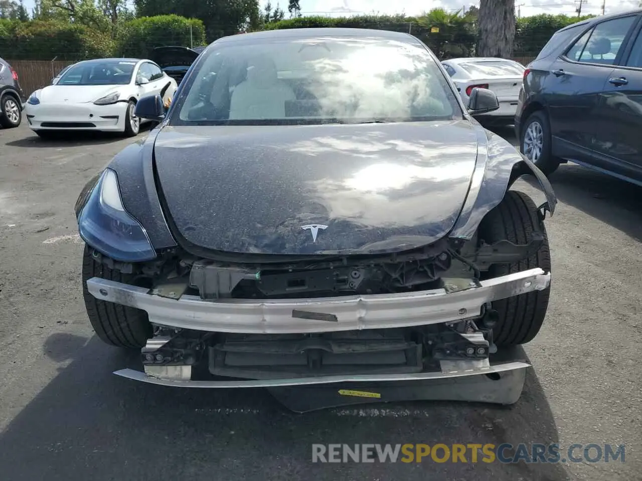 5 Photograph of a damaged car 5YJ3E1EA3NF138582 TESLA MODEL 3 2022