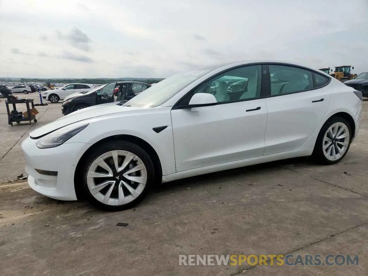 1 Photograph of a damaged car 5YJ3E1EA3NF154149 TESLA MODEL 3 2022
