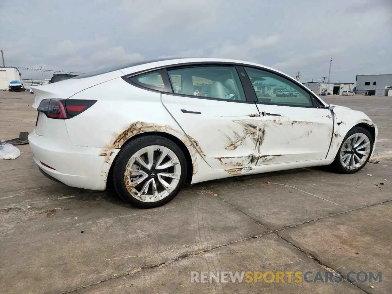 3 Photograph of a damaged car 5YJ3E1EA3NF154149 TESLA MODEL 3 2022