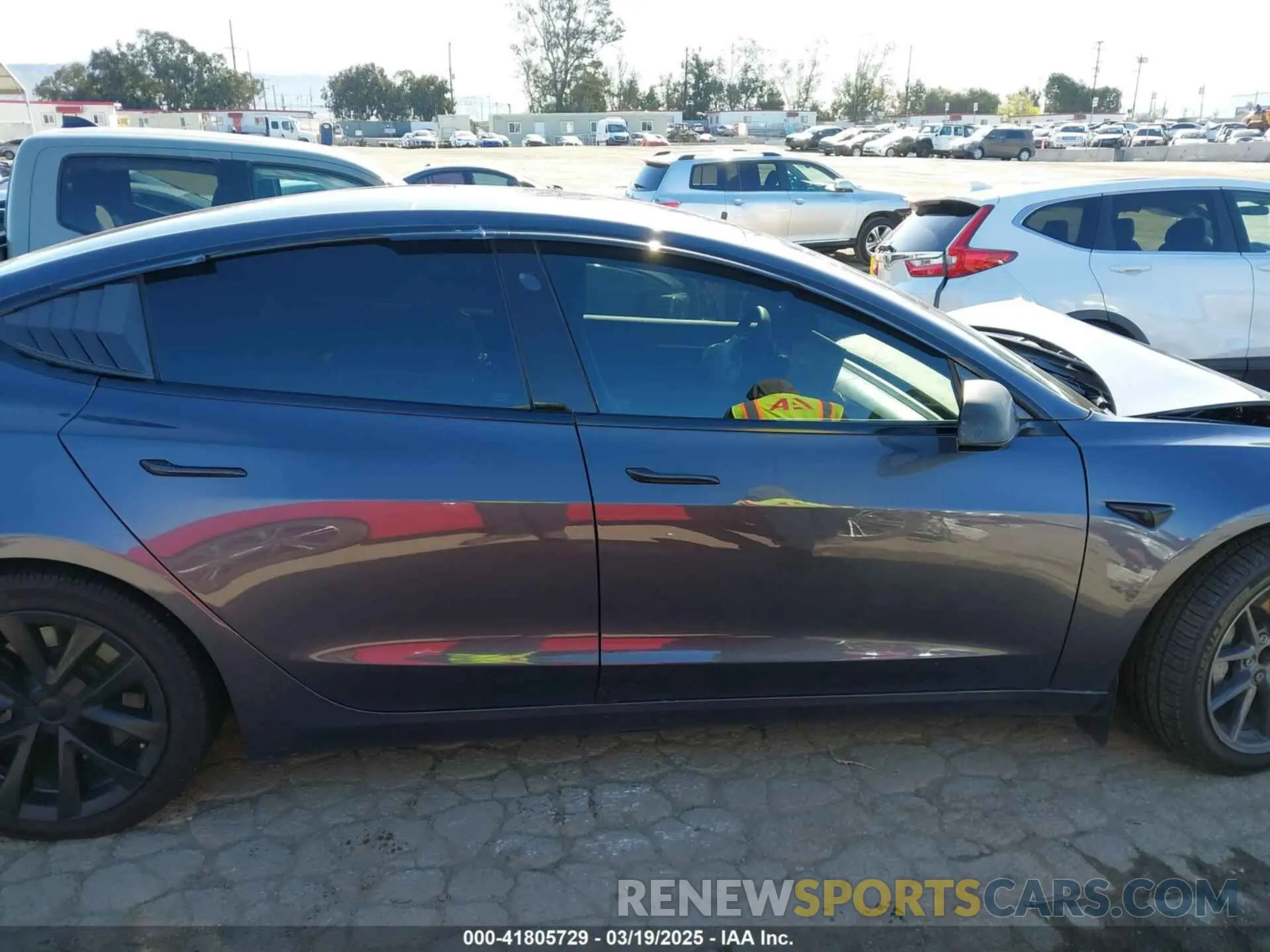 12 Photograph of a damaged car 5YJ3E1EA3NF165054 TESLA MODEL 3 2022