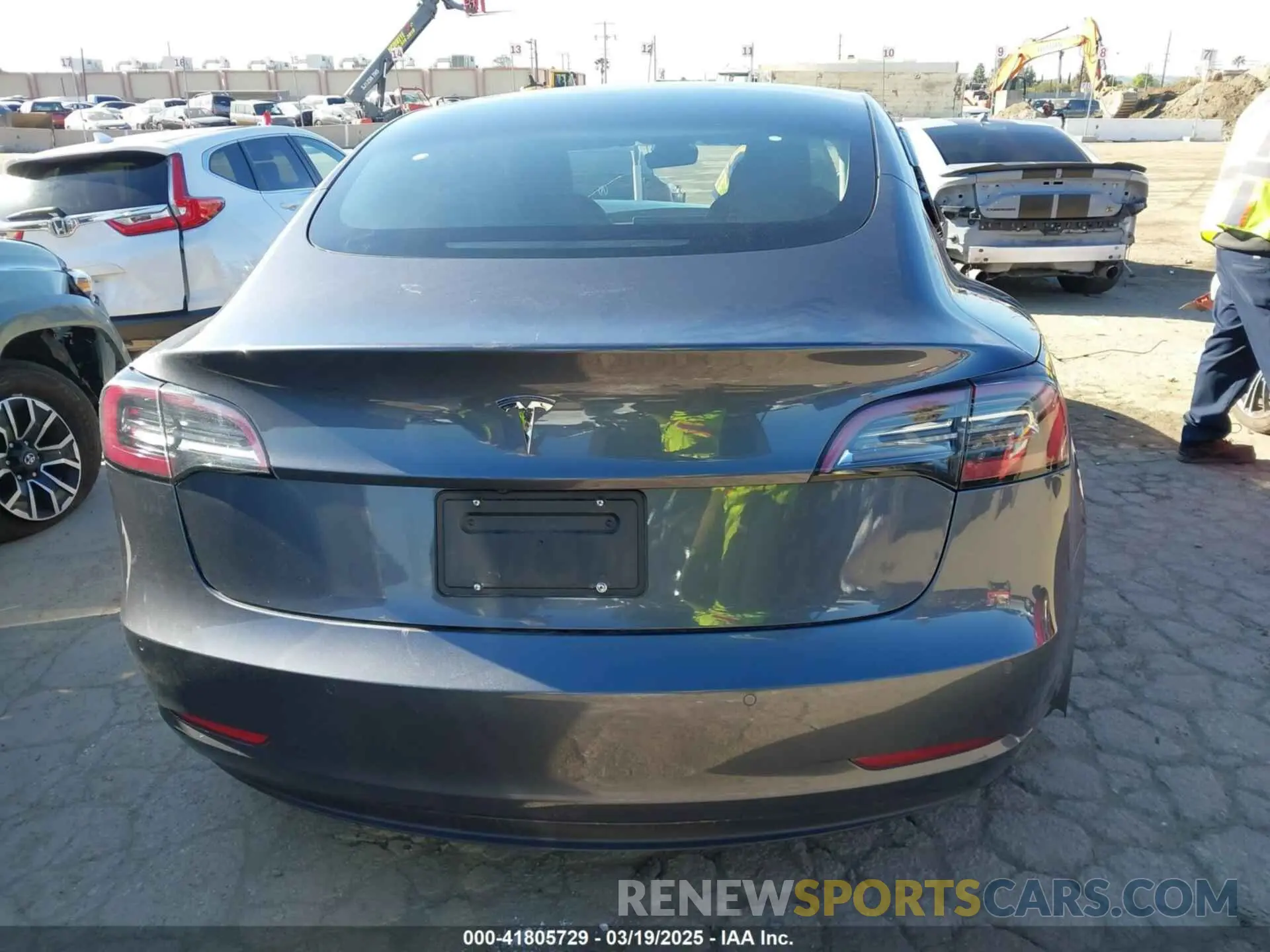 15 Photograph of a damaged car 5YJ3E1EA3NF165054 TESLA MODEL 3 2022