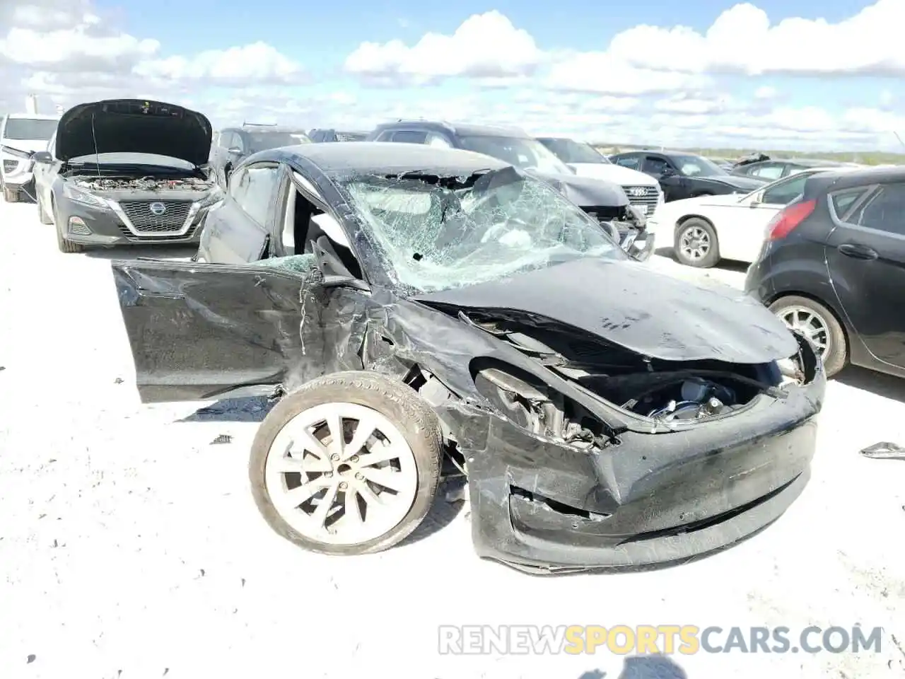 1 Photograph of a damaged car 5YJ3E1EA3NF184719 TESLA MODEL 3 2022