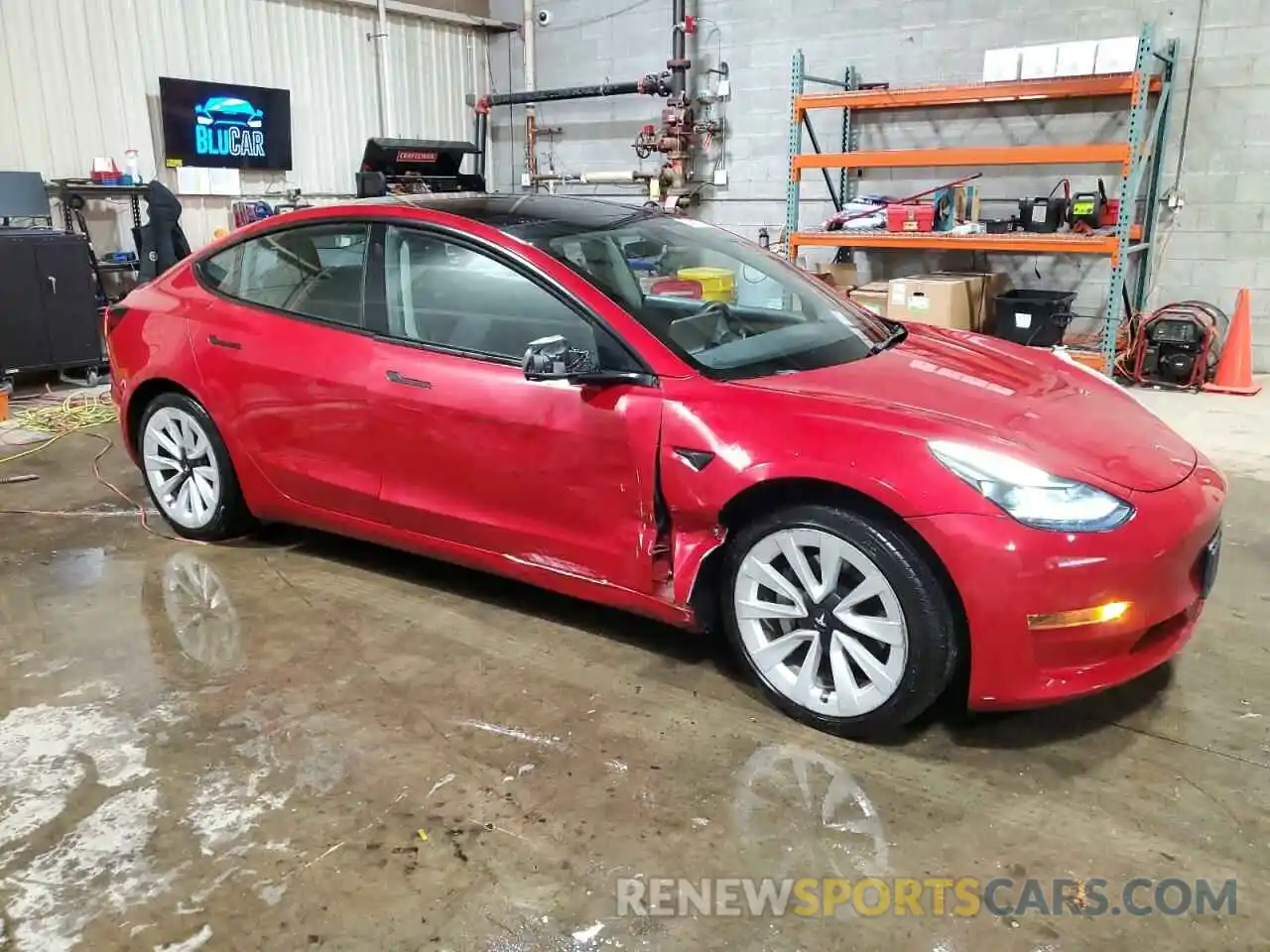 4 Photograph of a damaged car 5YJ3E1EA3NF184915 TESLA MODEL 3 2022