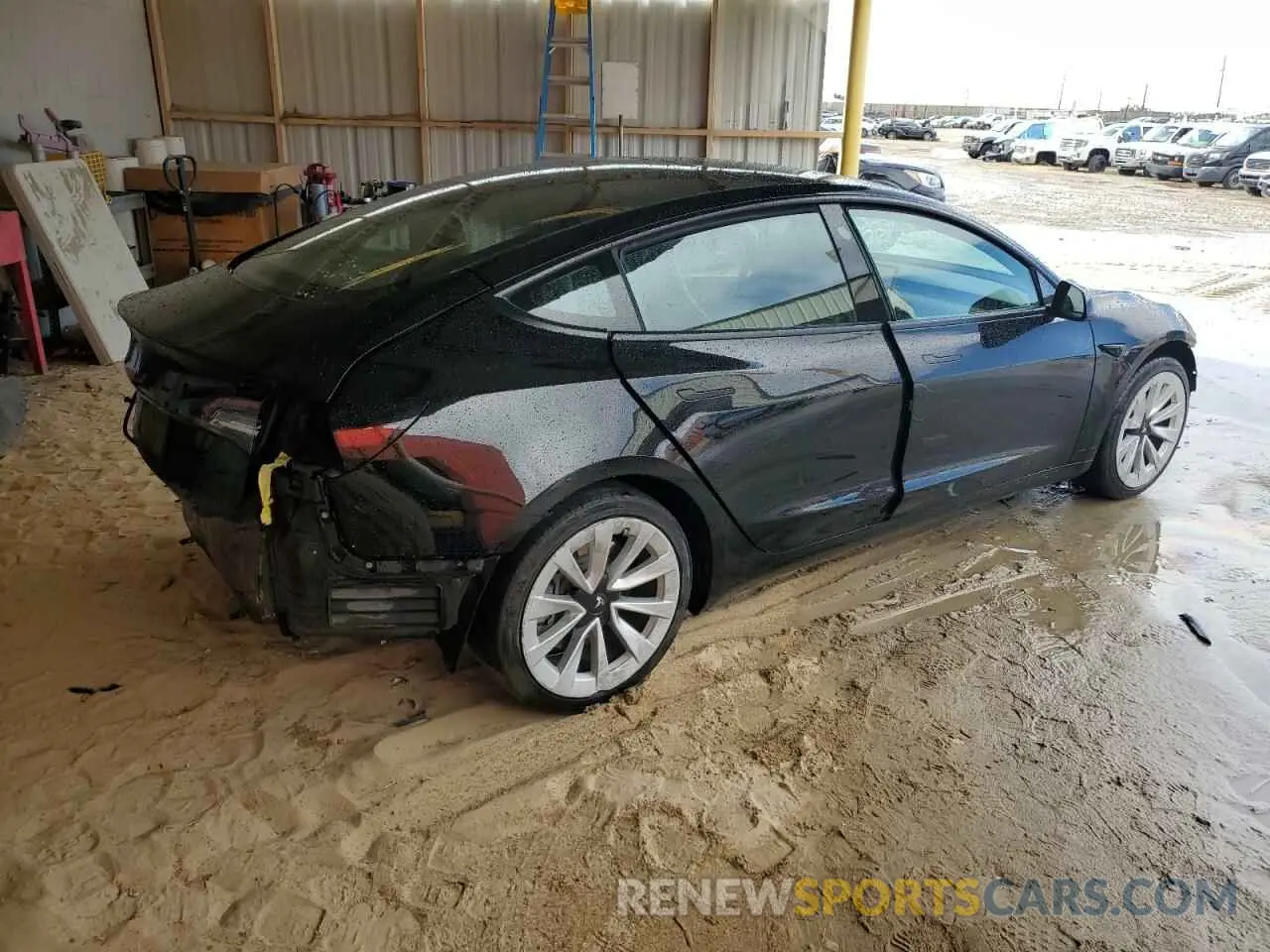 3 Photograph of a damaged car 5YJ3E1EA3NF185806 TESLA MODEL 3 2022
