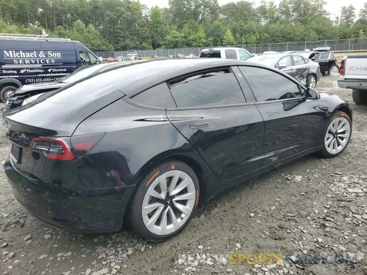 3 Photograph of a damaged car 5YJ3E1EA3NF186762 TESLA MODEL 3 2022